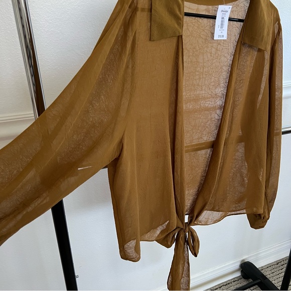 Long sleeve sheer open front with tie blouse - Picture 4 of 9